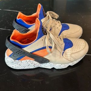 Nike Huarache Sz. 11